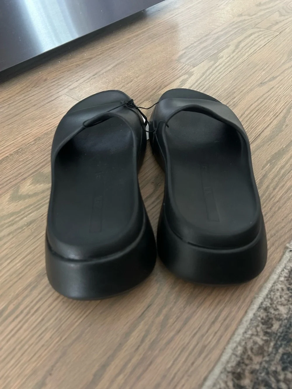 Zara Black Chunky Platform Slide Sandals - Picture 4 of 9